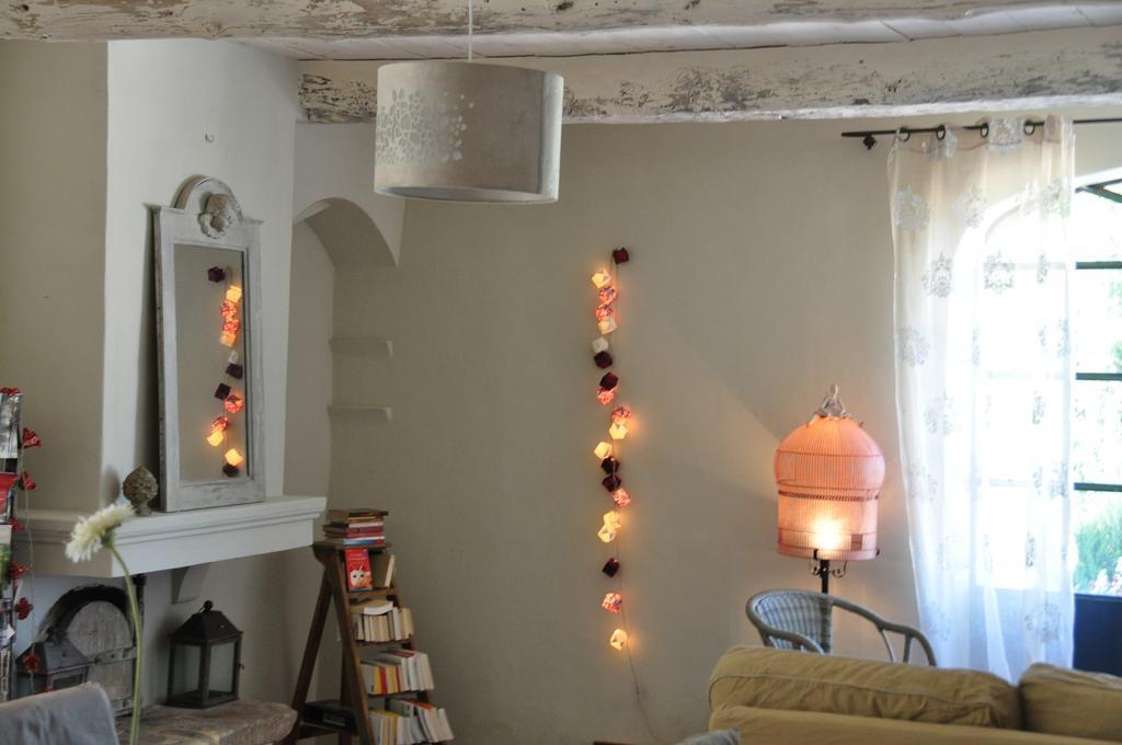Bed and Breakfast Le Mas En Provence Entrechaux Екстер'єр фото